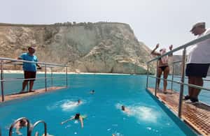 imaginea n.4 a activității De la Nydri: Excursie cu barca spre Kefalonia și Ithaki cu oprire pentru înot în Grecia de Vest, încărcată de organizator