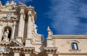 image n.3 of Guided tour of Ortigia with Fish Street Food at the market activity in Syracuse, uploaded by supplier