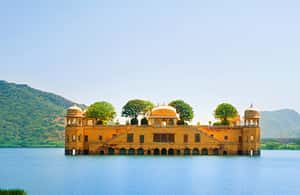 imagem n.4 de De Délhi: Viagem de um dia a Jaipur de trem rápido ou carro particular atividade em Amer, Índia, carregada pelo fornecedor