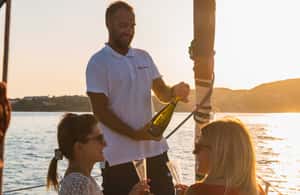 slika št. 4 aktivnosti Stintino: Zasebna tura z jadranjem ob sončnem zahodu Asinara & La Pelosa na destinaciji Stintino, naložil dobavitelj