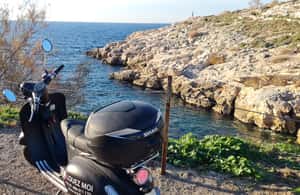 Image N°3 de Marseille : Location de motos électriques avec guide pour smartphone activité à Marseille, publiée par le prestataire