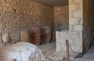 imaginea n.3 a activității Knossos antic și Creta magică: Excursie privată la țărm în Heraklion, încărcată de organizator