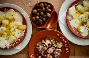 image n.3 of Lisbon: Food Tasting Tour by Tuk Tuk with 2 Stops activity in Lisbon, uploaded by supplier