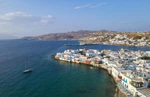 image n.3 of From Naxos: Delos and Mykonos Full-Day Trip by Catamaran activity in Naxos Town, uploaded by supplier