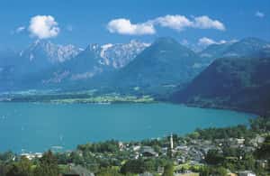 imagem n.4 de Viena: Viagem de um dia a Hallstatt, Salzburgo, Melk, Alpes e Lagos atividade em Alta Áustria, carregada pelo fornecedor