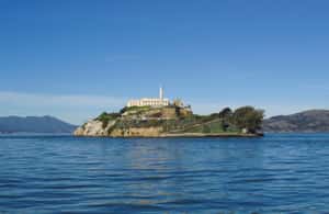 imagem n.3 de Descobre Alcatraz: Descobre Alcatraz e aluguer de bicicletas eléctricas durante todo o dia atividade em São Francisco, carregada pelo fornecedor