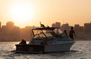 image n.4 of Glória: Sunset Speedboat Cruise with Drinks and Snacks activity in Rio de Janeiro, uploaded by supplier
