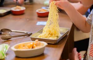 Immagine nº 4 di Kyoto: Corso di cucina sul ramen in una fabbrica di ramen con souvenir attività a Kyoto, caricata dal fornitore