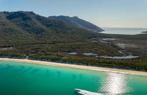 Pramogos teikėjo įkelta pramogos „Coles Bay: Frejcineto nacionalinis parkas Vandens taksi paslaugos“, Tasmanija, nuotrauka (3)