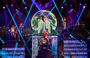 изображение номер 3 мероприятия Лас-Вегас: Cirque du Soleil Mad Apple в городе Лас-Вегас, загруженное организатором