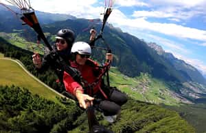 imagem n.4 de Neustift im Stubaital: Voo Super Combo de Parapente atividade em Innsbruck, carregada pelo fornecedor