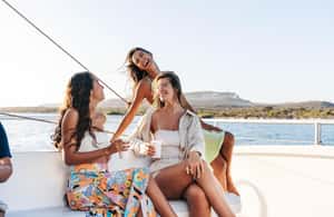 afbeelding n.3 van Curaçao: Catamarancruise bij zonsondergang met open bar activiteit in Curaçao, geüpload door aanbieder