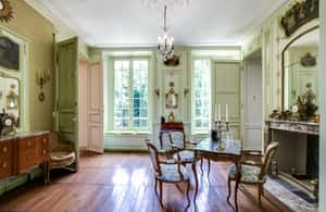 imagem n.4 de Castelo de Pierry: Visita livre ao coração do século XVIII atividade em Grande Leste, França, carregada pelo fornecedor