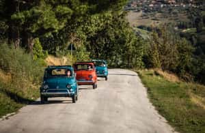 slika br. 3 iz kolekcije Marche: Obilazak starodobnim Fiatom 500 oko brda Verdicchio aktivnosti u mjestu Iesi, prenio opskrbni partner