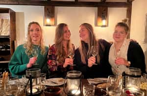 imagem n.4 de Colônia-Nippes: viagem de vinho (wine hopping) atividade em Colônia, Alemanha, carregada pelo fornecedor