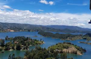 image n.3 of Tour Privado: Guatape Piedra Replica Peñol Alto Chocho Barco activity in El Peñol, uploaded by supplier