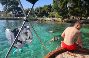 Obraz nr 4 z atrakcji Zadar: Rejs snorkelingowy na 3 wyspy z winem musującym w Dalmacja, przesłany przez organizatora