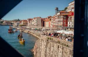 image n.3 of Porto: Private Sightseeing Tour by Electric Tuk Tuk activity in Foz do Douro, uploaded by supplier