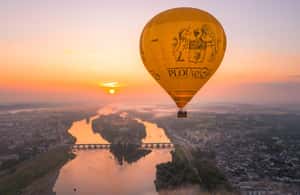 image n.4 of Amboise Hot-Air Balloon Sunrise Ride over the Loire Valley activity in Chaumont-sur-Loire, uploaded by supplier