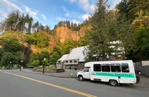 image n.4 of Multnomah Falls: Sunset Guided Tour to Five Waterfalls activity in Oregon, uploaded by supplier