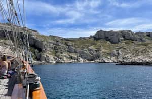 Image N°4 de Marseille : parc des Calanques en voilier avec déjeuner activité à Marseille, publiée par le prestataire