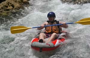 imagem n.4 de Passeio de tubulação no rio em Montego Bay atividade em Jamaica, carregada pelo fornecedor