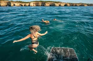 afbeelding n.4 van Algarve 3-Uurs Grotten en Kustlijn Boottocht activiteit in Benagil, geüpload door aanbieder