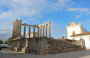 image n.3 of Private Full Day Évora, Monsaraz, and Winery Day Trip activity in Evora, uploaded by supplier