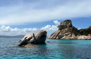 Immagine nº 3 di Da Palau:Tour in barca a vela nell'Arcipelago La Maddalena attività a Sardegna, caricata dal fornitore