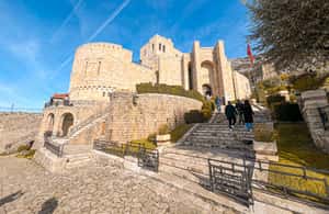 Pramogos teikėjo įkelta pramogos „Pabėgimas iš Tiranos, Kruja miestas, pilis, senasis Bazzaras“, Krujė, nuotrauka (3)