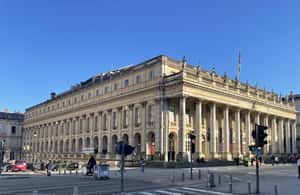 image n.4 of The essential in Bordeaux, private tour with a local activity in Bordeaux, uploaded by supplier