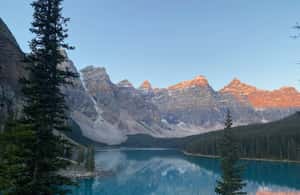 From Banff/Canmore: Moraine Lake & Lake Louise Experience