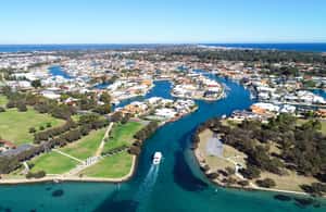 image n.4 of Mandurah: Dolphin and Views Cruise with Optional Lunch activity in Mandurah, uploaded by supplier