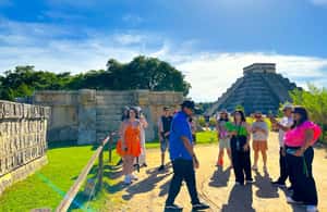 afbeelding n.4 van Cancún: Chichen Itza, Cenote & Valladolid Tour met Lunch activiteit in Schiereiland Yucatán, geüpload door aanbieder