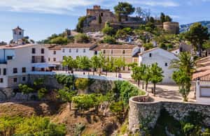 imagen n.º 3 de Desde Alicante/Benidorm: Excursión a las Cascadas de Guadalest y Algar actividad en Callosa de Ensarriá, subida por el proveedor