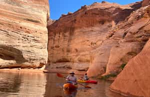 Image N°3 de Antelope Canyon Lac Powell : Randonnée guidée en kayak et randonnée pédestre activité à Arizona, publiée par le prestataire