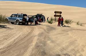 imagem n.4 de Santa Cruz: Sandboard em Lomas de Arena atividade em Santa Cruz, carregada pelo fornecedor
