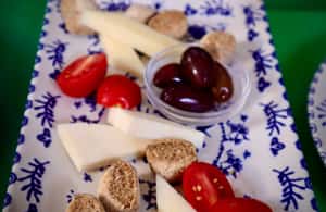 imagem n.3 de Aegina: Visita o centro da cidade, a história e as delícias gastronómicas atividade em Cidade de Egina, carregada pelo fornecedor