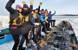 image n.4 of Quebec City: Ice Canoeing with Hot Chocolate & Sauna activity in Quebec, uploaded by supplier
