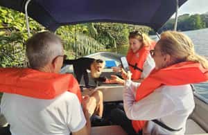 image n.4 of Panama: Monkey Island, Sloth Sanctuary and Panama Canal Tour activity in Colón Province, uploaded by supplier