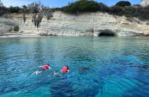 Obraz nr 4 z atrakcji Hersonissos: Rejs łodzią odrzutową z nurkowaniem w Limin Chersonisu, przesłany przez organizatora