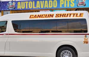 Obraz nr 4 z atrakcji Wspólny transfer z centrum Cancun do promu Holbox w Cancún, przesłany przez organizatora