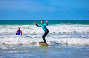 imagem n.3 de Torquay: Aula de surf de 2 horas na Great Ocean Road atividade em Torquay, Victoria, carregada pelo fornecedor