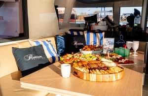 imagen n.º 3 de Gdansk/Sopot: Desayuno Crucero en Catamarán actividad en Suchy Dąb, subida por el proveedor