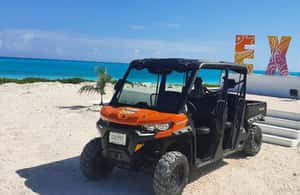 Image N°3 de Exuma, Bahamas : Location de Buggy 6 places avec haut-parleur Bluetooth activité à Nassau, Bahamas, publiée par le prestataire