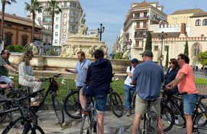 Image N°3 de Séville : Tour de ville à vélo ou en E-Bike activité à Séville, publiée par le prestataire