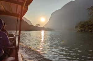 imagen n.º 3 de De Luang Prabang a Nong Khiaw: Crucero por el río, excursión y cascada actividad en Provincia de Luang Prabang, subida por el proveedor