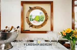 image n.4 of Berlin: 1h Boutiquestyle-Cruise on the Historic HEMINGWAY activity in Berlin, uploaded by supplier