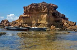 Image N°4 de Excursion d'une journée à Cap Bon : Fort de Kelibia, Kerkouane classée au patrimoine mondial de l'UNESCO et plage des Grottes activité à Région de Nabeul, publiée par le prestataire