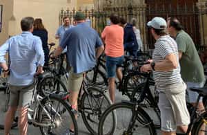 Bild Nr. 4 von Sevilla: Geführte Tour mit dem Elektrofahrrad Aktivität in Sevilla, hochgeladen vom Anbieter